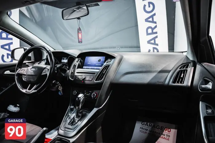 Ford Focus 2018 - صورة 13