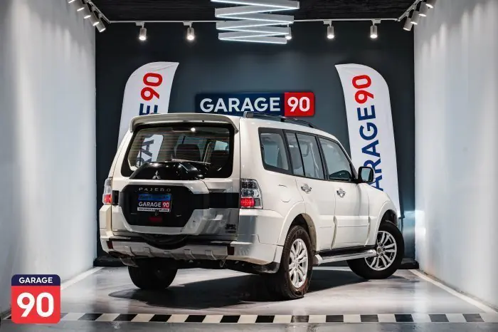 Mitsubishi Pajero 2015 - صورة 6