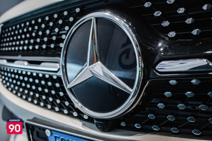 Mercedes-Benz GLC200 2023 - صورة 9