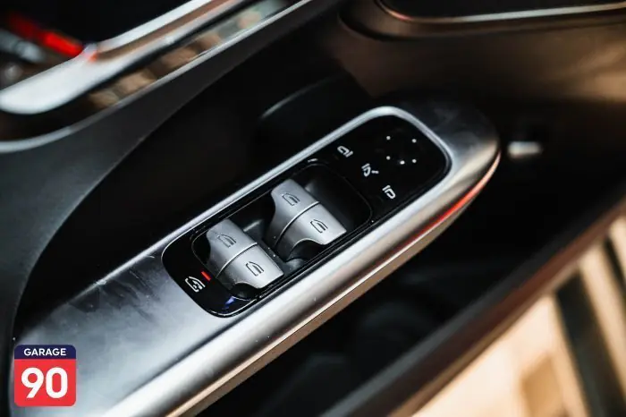 Mercedes-Benz C180 2022 - صورة 11