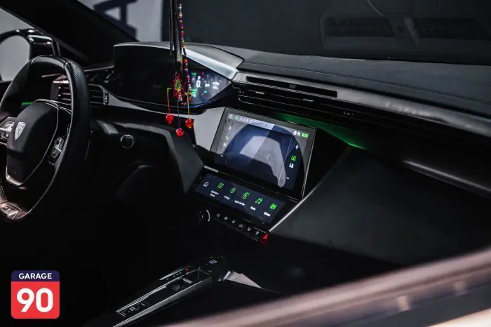 Peugeot 408 2023 - صورة 15