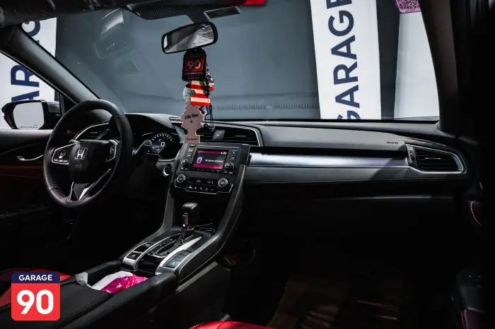 Honda Civic 2018 - صورة 14