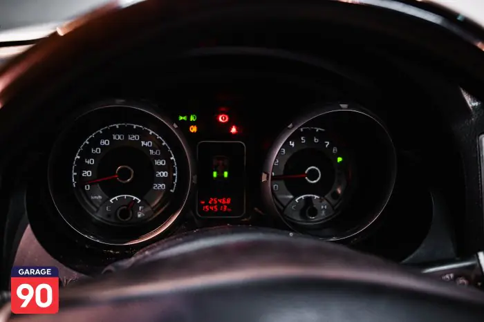 Mitsubishi Pajero 2016 - صورة 15