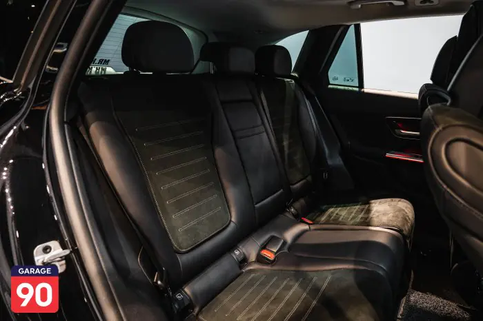 Mercedes-Benz GLC300 2023 - صورة 18