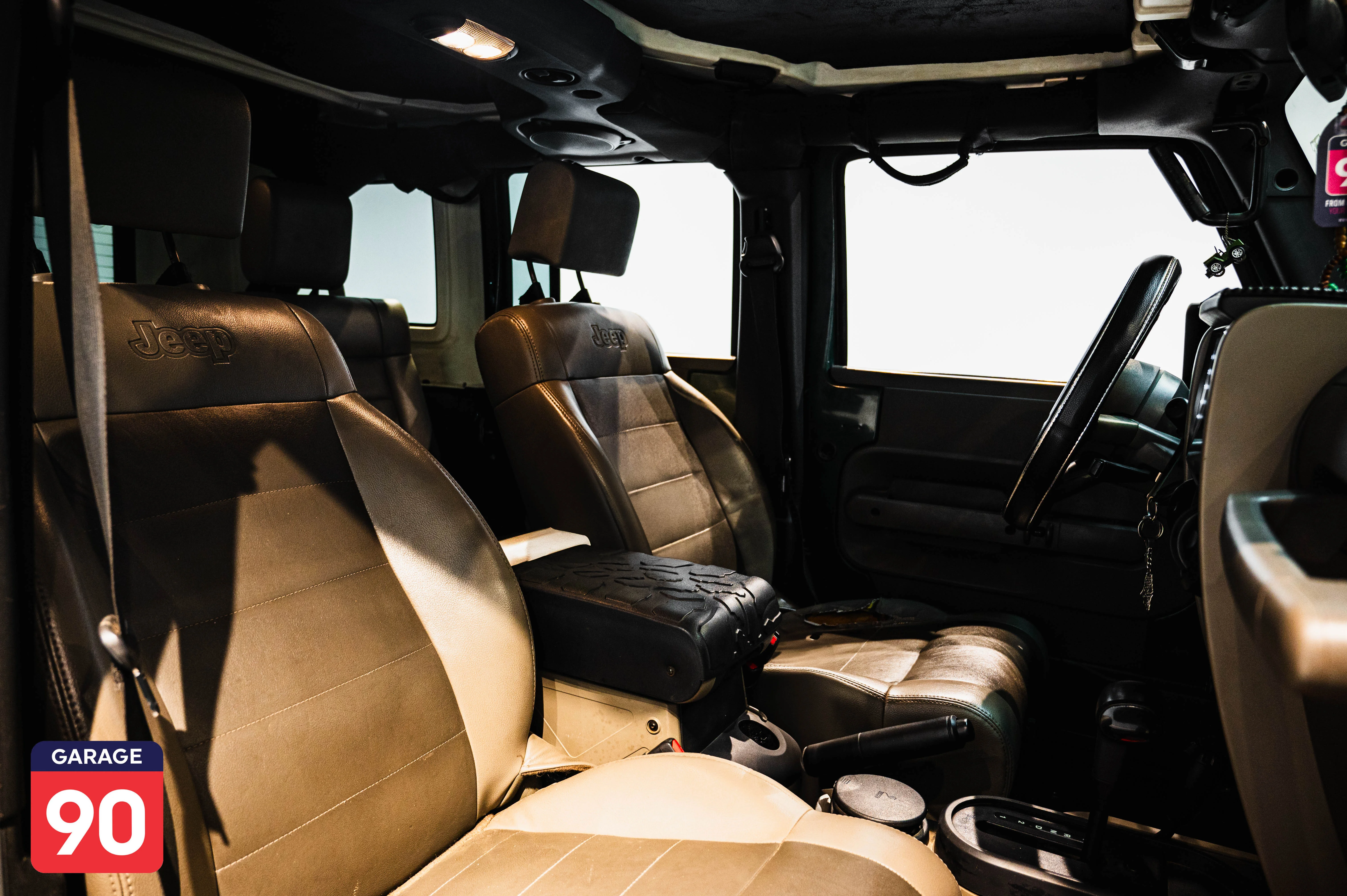 Jeep Wrangler 2010 - صورة 13