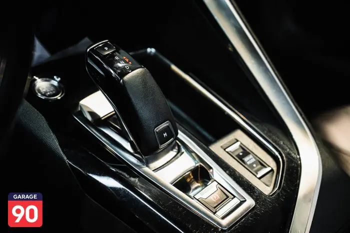 Peugeot 5008 2022 - صورة 16