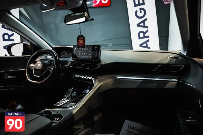 Peugeot 5008 2022 - صورة 17