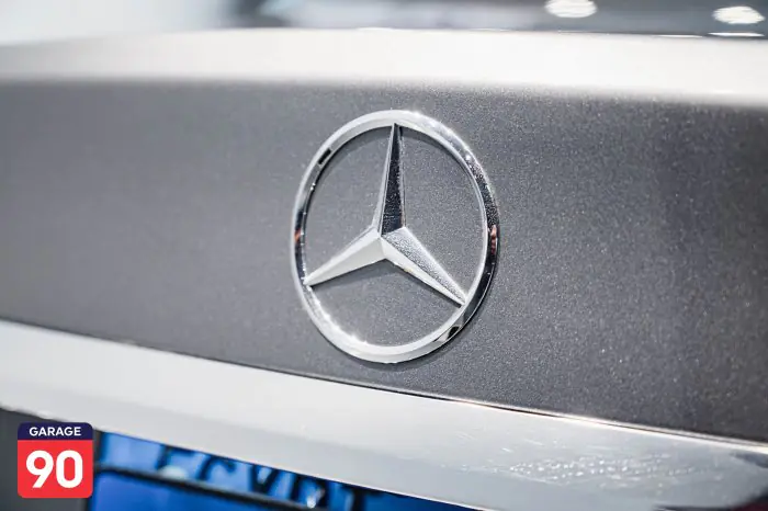 Mercedes-Benz C200 2021 - صورة 8