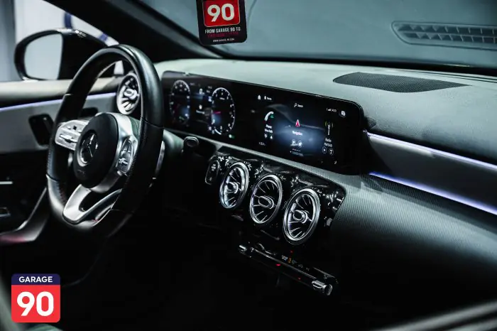 Mercedes-Benz A200 2021 - صورة 11