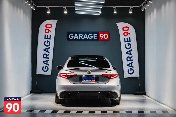 Alfa Romeo Giulia 2021 - صورة 4