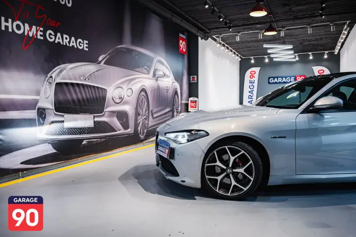 Alfa Romeo Giulia 2021 - صورة 9