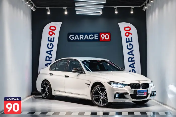 bmw 318i 2017 - صورة 3