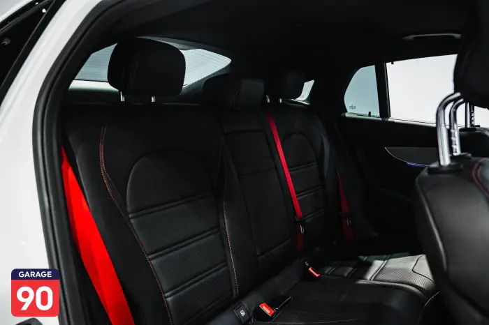 Mercedes-Benz GLC300 2023 - صورة 18