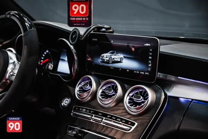 Mercedes-Benz C180 2019 - صورة 13