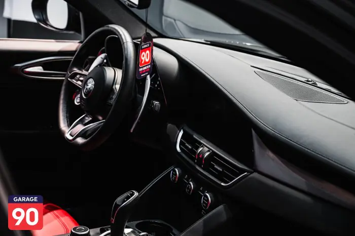 Alfa Romeo Giulia 2024 - صورة 12