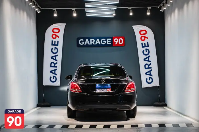 Mercedes-Benz C180 2016 - صورة 4