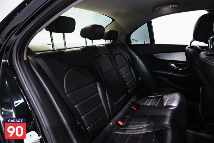 Mercedes-Benz C180 2016 - صورة 16