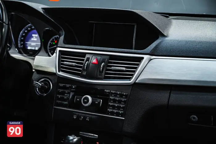 Mercedes-Benz E250 2011 - صورة 13