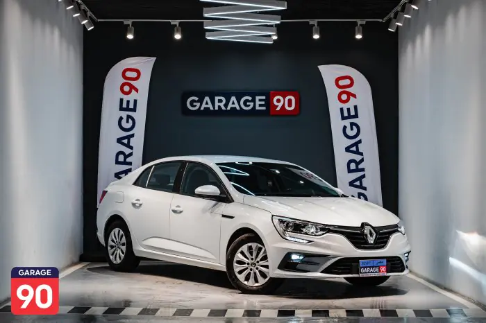 Renault Megane 2022 - صورة 4