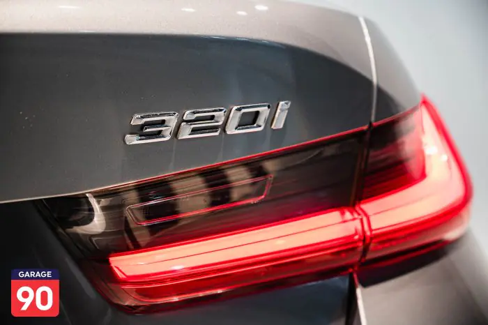 bmw 320i 2024 - صورة 9