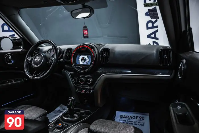 Mini Countryman 2020 - صورة 9