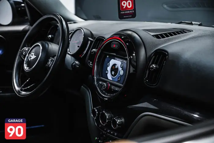 Mini Countryman 2020 - صورة 10