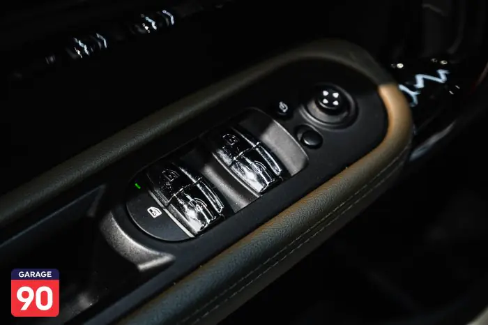 Mini Countryman 2020 - صورة 12