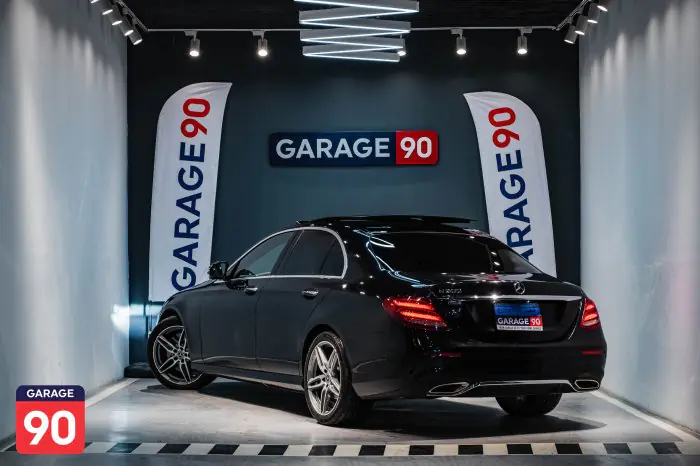 Mercedes-Benz E300 2020 - صورة 6
