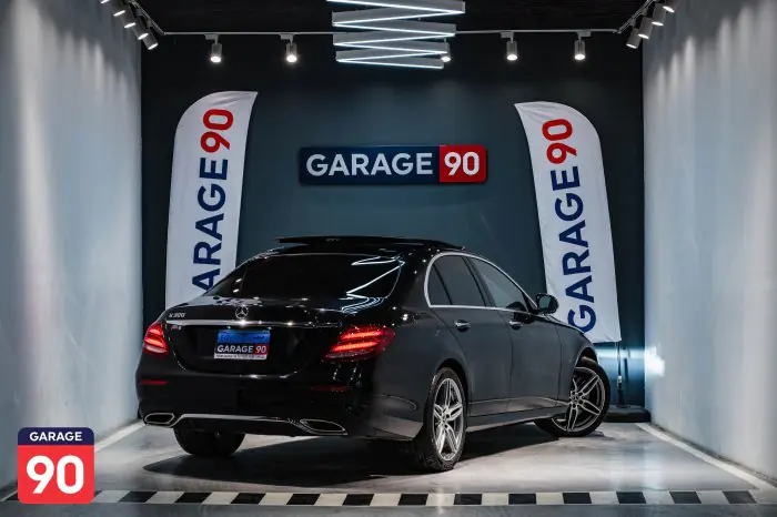 Mercedes-Benz E300 2020 - صورة 5