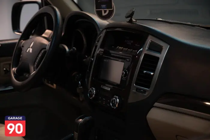 Mitsubishi Pajero 2021 - صورة 11