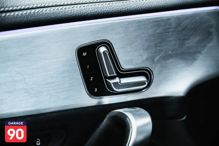 Mercedes-Benz A200 2021 - صورة 14
