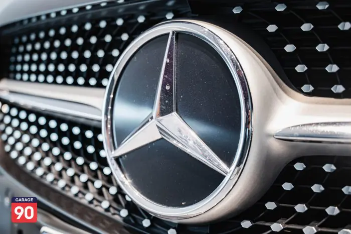 Mercedes-Benz C180 2019 - صورة 13