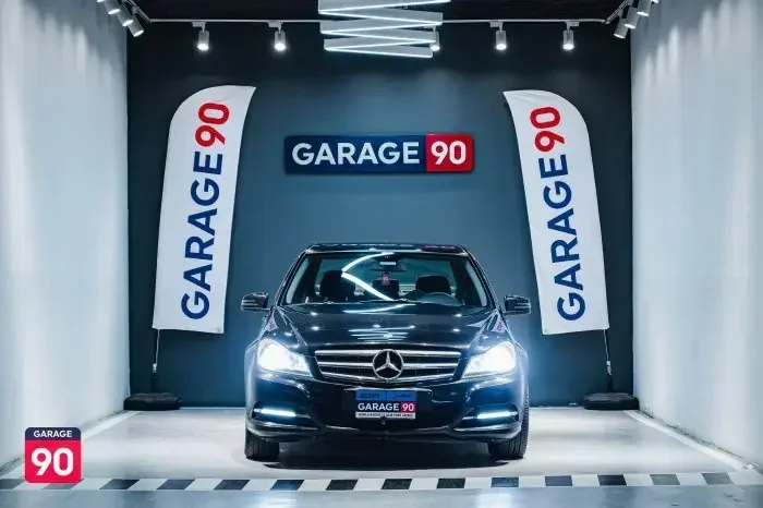 Mercedes-Benz C180 2012