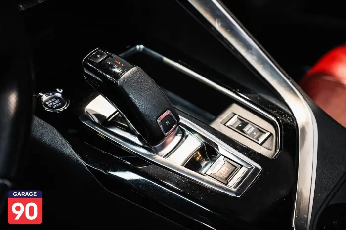 Peugeot 5008 2021 - صورة 15