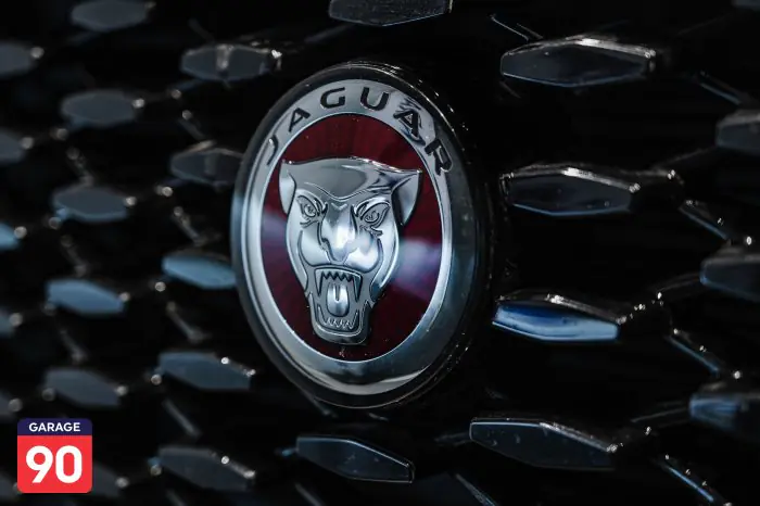 Jaguar F-PACE 2023 - صورة 8