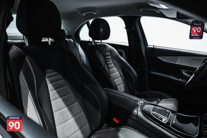 Mercedes-Benz E200 2022 - صورة 15
