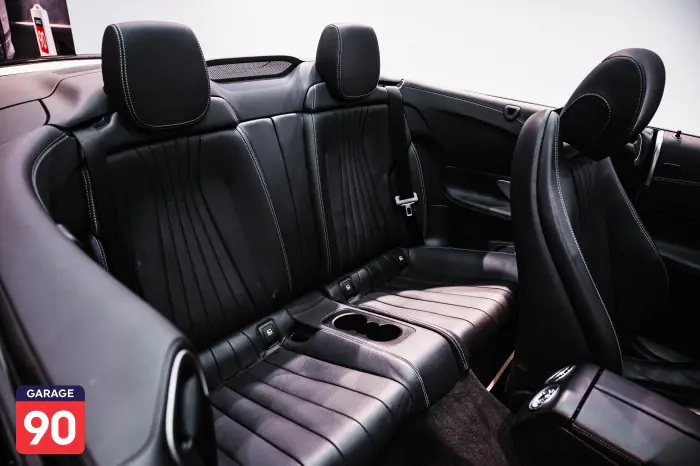Mercedes-Benz E200 2022 - صورة 18