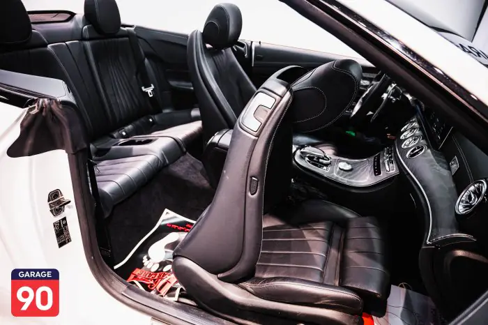 Mercedes-Benz E200 2022 - صورة 13