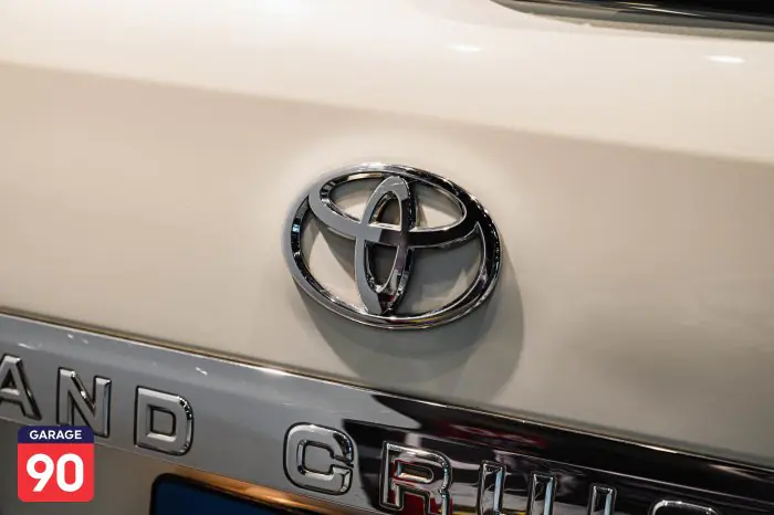 Toyota Land Cruiser 2015 - صورة 16