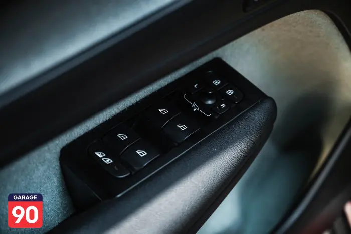 Volvo XC40 2021 - صورة 13