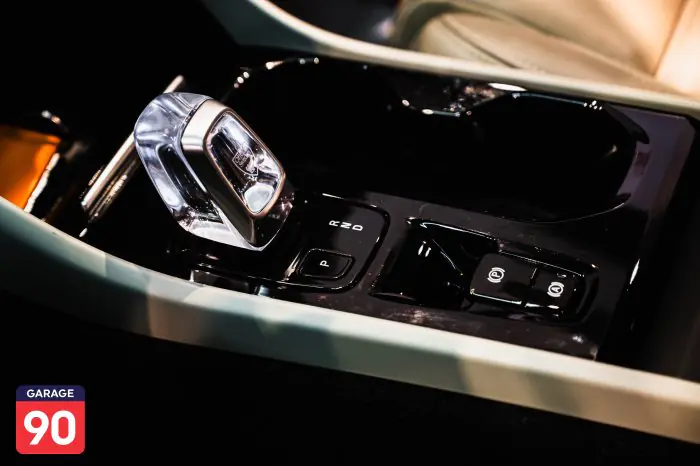 Volvo XC40 2021 - صورة 12