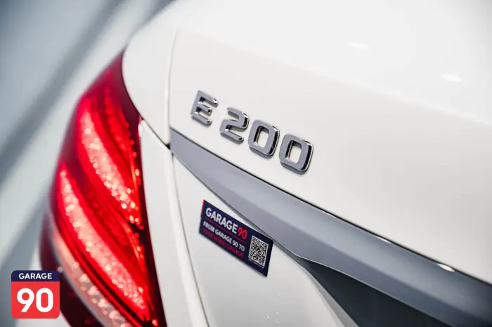 Mercedes-Benz E200 2019 - صورة 17