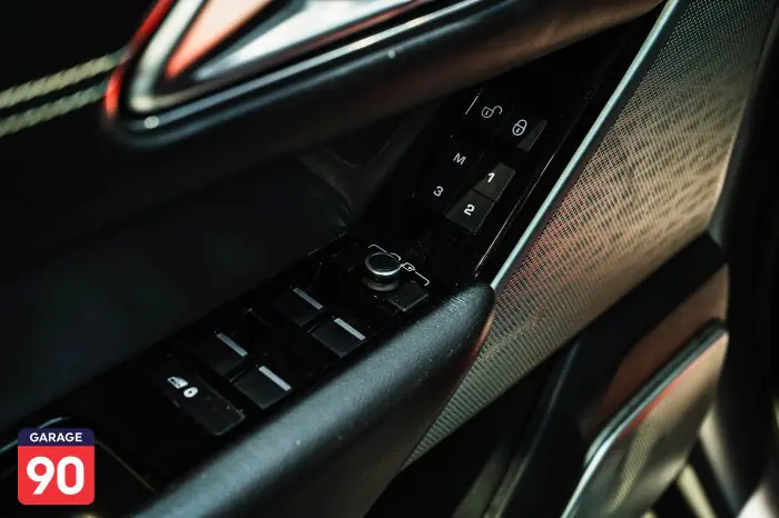 Land Rover Velar 2020 - صورة 17