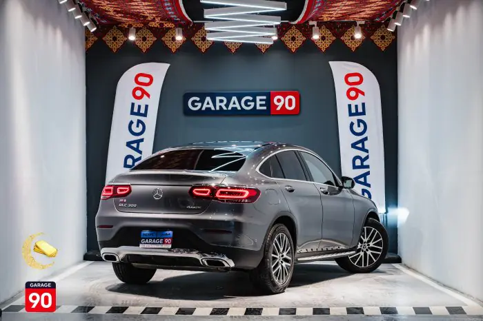 Mercedes-Benz GLC300 2020 - صورة 6