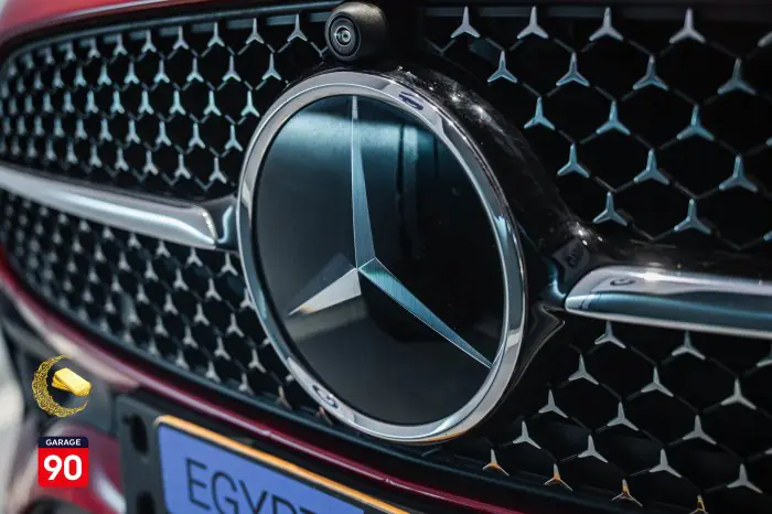 Mercedes-Benz C180 2023 - صورة 8