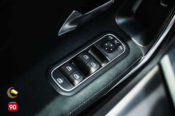 Mercedes-Benz CLA200 2021 - صورة 12