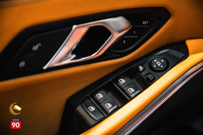 bmw 320i 2024 - صورة 12
