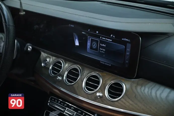 Mercedes-Benz E350e 2018 - صورة 17