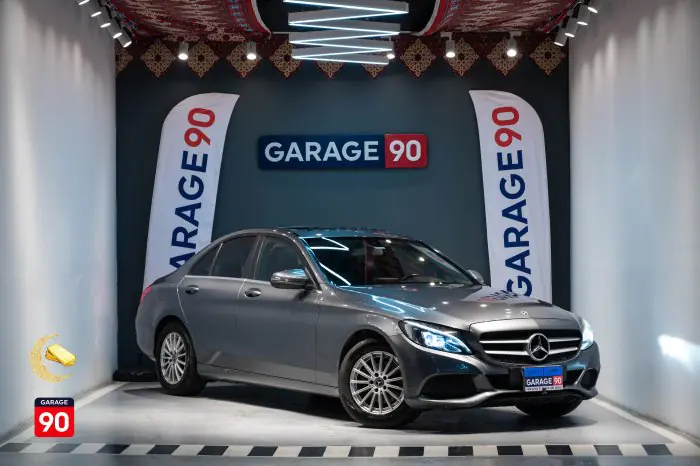 Mercedes-Benz C180 2018 - صورة 2
