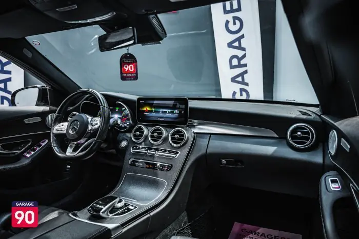 Mercedes-Benz C200 2019 - صورة 10
